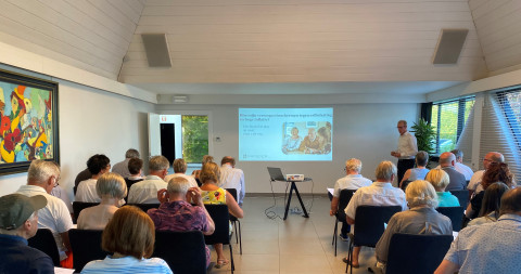 foto volle zaal voordracht